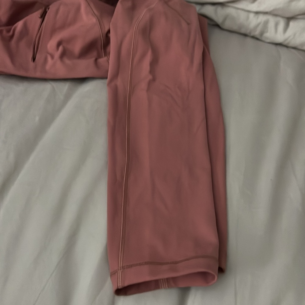 Lululemon - Picture 8 of 9